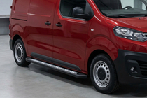 Citroen Jumpy/Dispatch 2017- Estribos Laterales Vision New Black (2 uds., Aluminio) foto 1