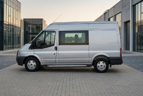 Ford Transit 2000–2014 Estribos Laterales New Vision Black (2 uds., Aluminio) L3/L4 (largo) foto 1