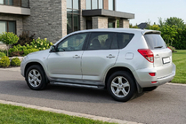 Toyota Rav 4 2006-2013 Estribos Laterales New Vision Black (2 uds., Aluminio) foto 1