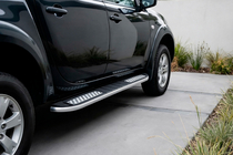 Fiat Fullback 2016- Estribos Laterales Tayga V2 (2 uds., Aluminio) foto 1