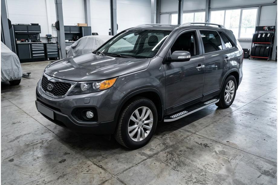 Kia Sorento II XM 2009-2014 Estribos Laterales Tayga V2 (2 uds., Aluminio) 2013-2016 Image