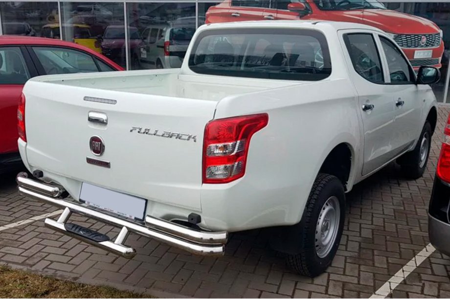 Mitsubishi L200 2015-2024 Protector Trasero AK-Special (Acero Inoxidable) Foto 3