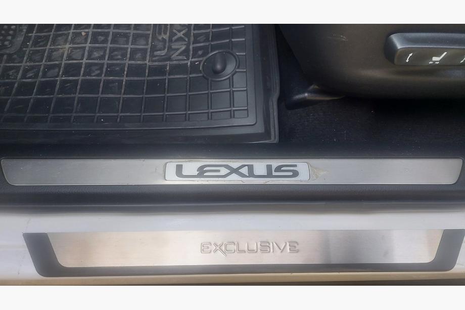 Lexus NX 2014-2021 Cubiertas de Umbral (4 uds) Image