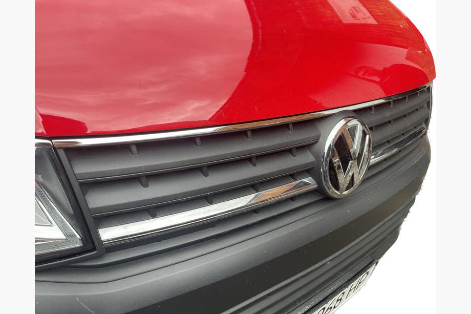Volkswagen T6 2015-2024 Moldura superior de parrilla 2015-2019 (1 ud, acero inoxidable) Image