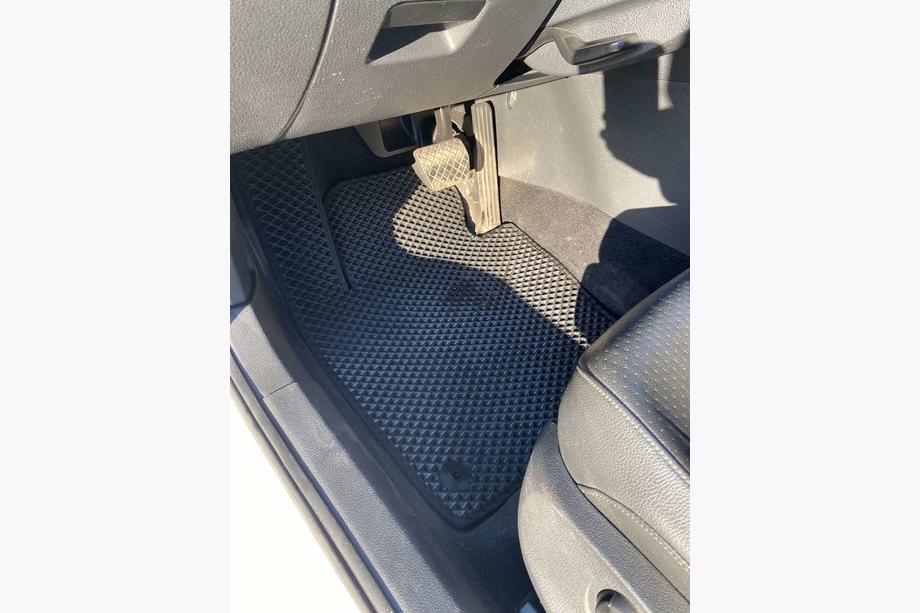 Volkswagen Passat B7 2012-2015 Alfombrillas EVA (EU, Negro) Image