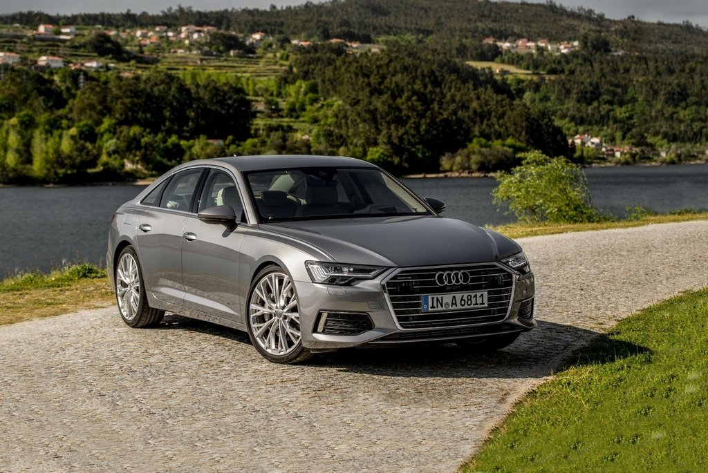 Centro de sedán de Audi A6 de la quinta generación