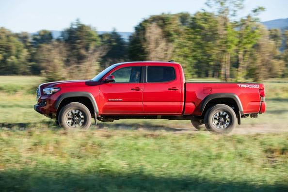 Revisión de camioneta de tamaño mediano Toyota Tacoma Foto 5
