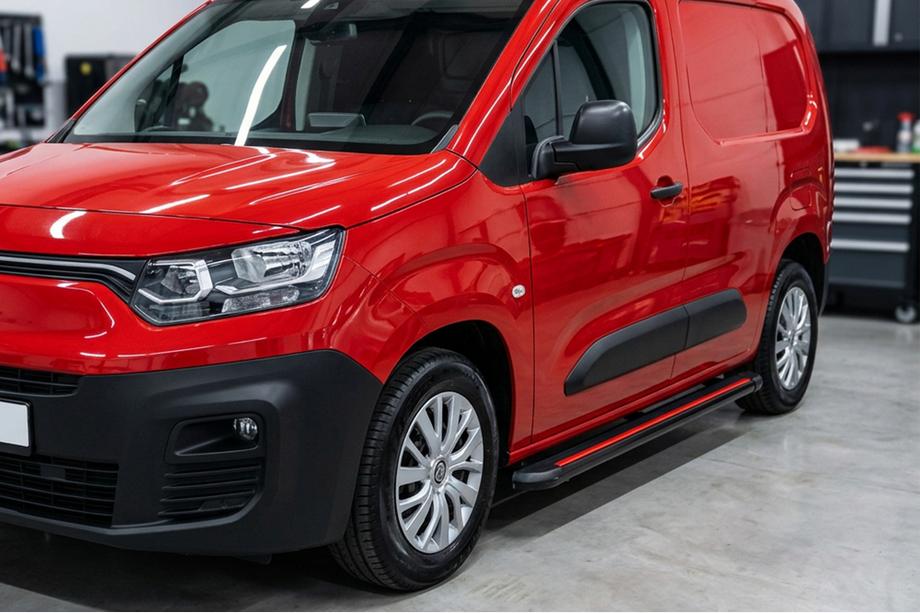 Opel Combo 2019- Estribos Laterales Maya Red (2 uds., Aluminio) Image