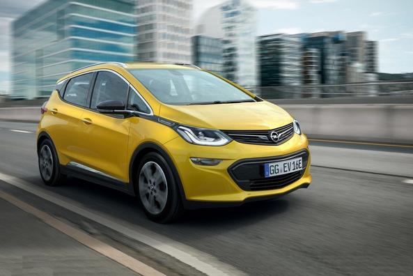 Revisión del hatchback compacto eléctrico Opel Ampera-e
