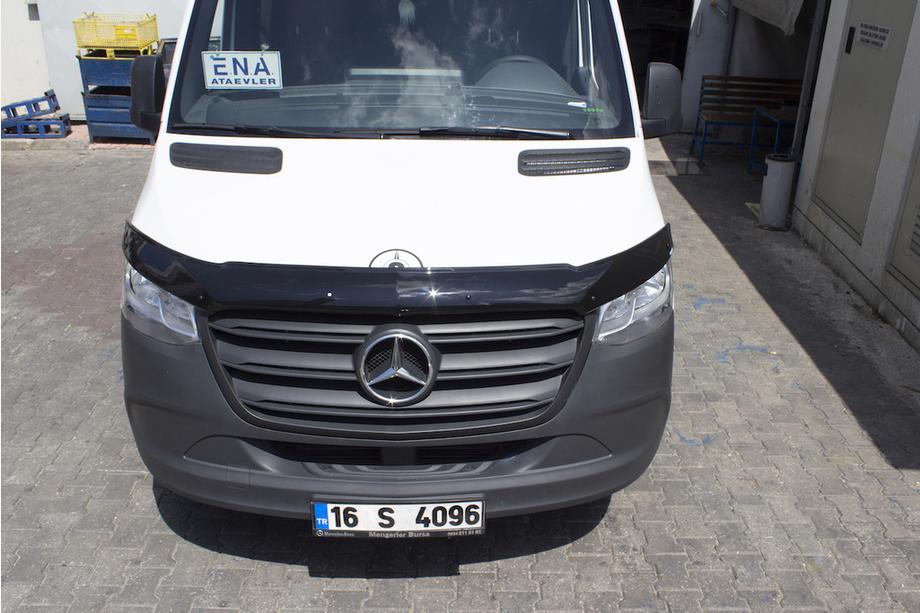 Mercedes Sprinter W907/W910 2018- Deflector de capó (EuroCap) Foto 13