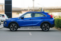 Mitsubishi Eclipse Cross 2017- Molduras de puerta OmsaLine (4 uds, acero inoxidable) foto 3