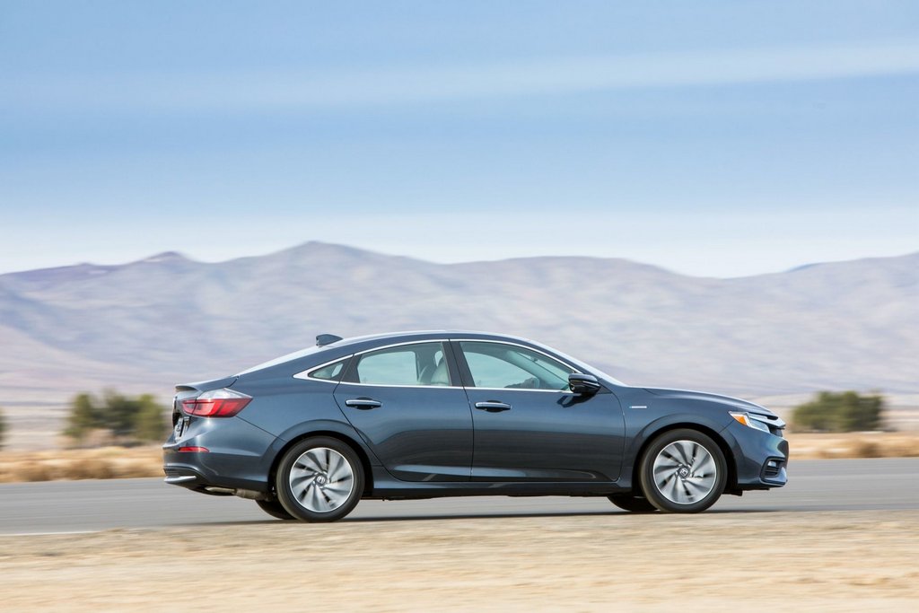 La tercera generación híbrida de la berlina Honda Insight