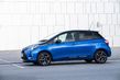 Revisión del hatchback subcompacto actualizado Toyota Yaris foto 5
