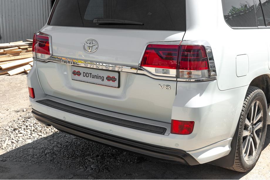 Toyota Land Cruiser 200 2007-2021 Cubiertas Cromadas para Luces Traseras (2015+, 4 piezas, Plástico) Foto 4