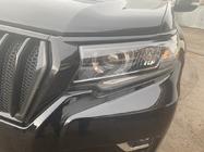 Toyota Land Cruiser Prado 150 2009-2023 Parrilla 2017↗ LED (Zeus Black, con pestañas Black) foto 10