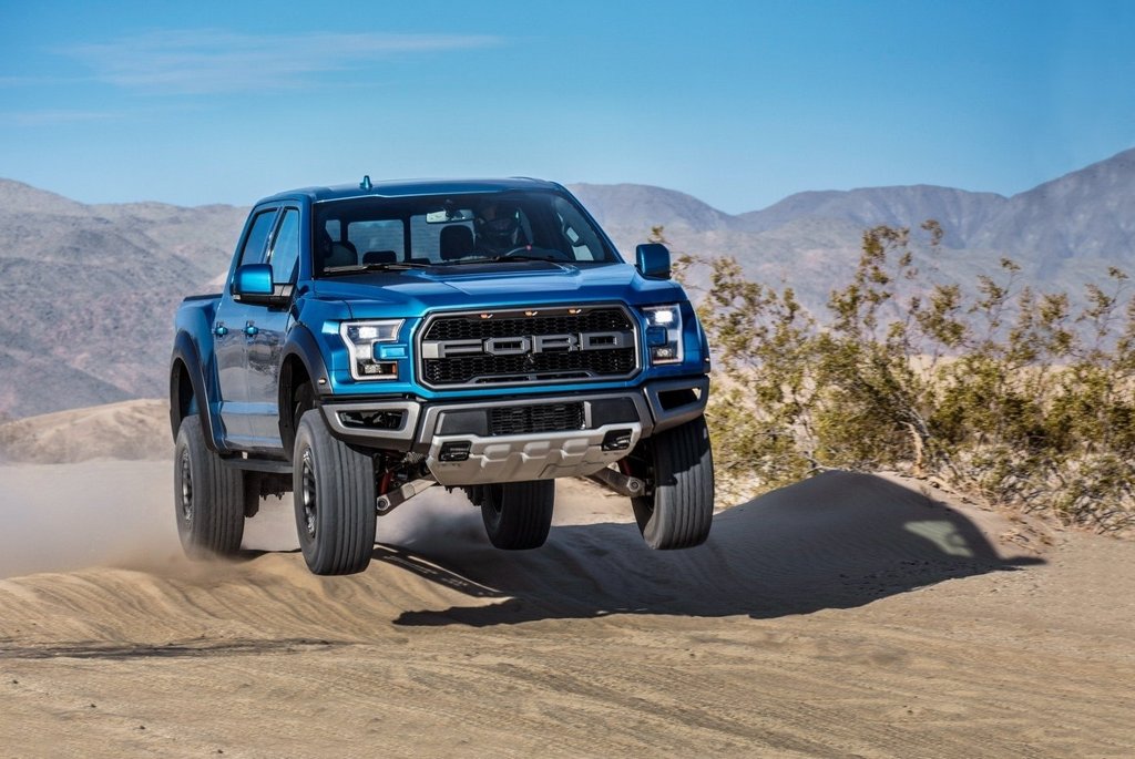 Revisión de camioneta Ford F-150 Raptor de tamaño completo