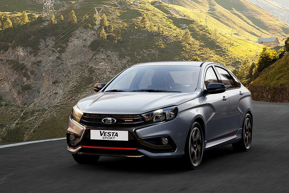Variante deportiva de la berlina Lada Vesta Sport Foto 4