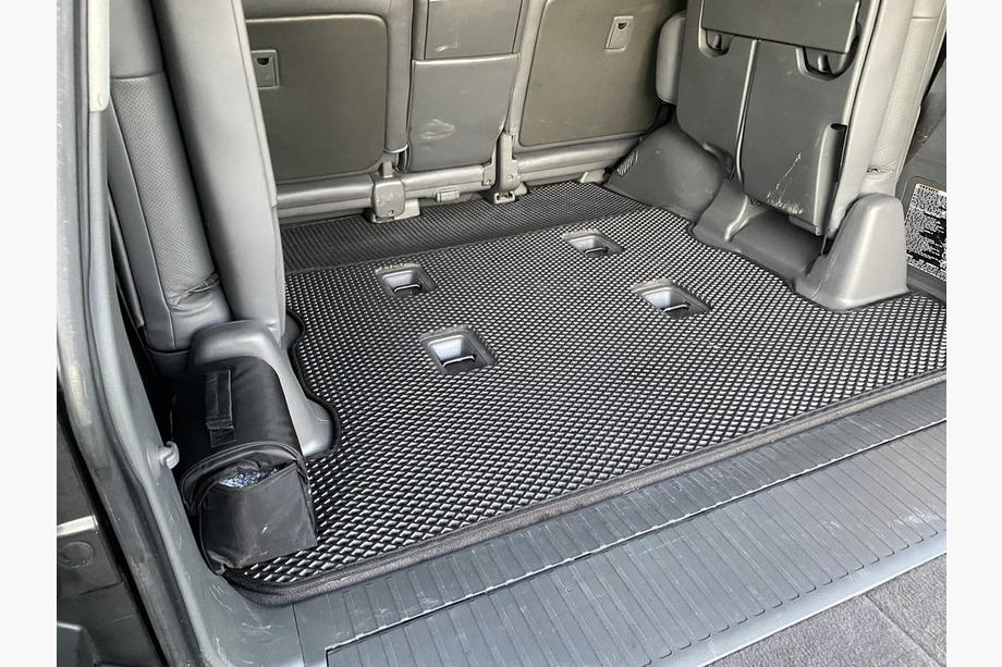 Lexus LX570/450d 2008-2022 Alfombrilla de maletero 2 uds (EVA, 7 plazas, Negro) Foto 5
