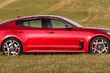 Revisión del KIA Stinger liftback de tamaño completo foto 2