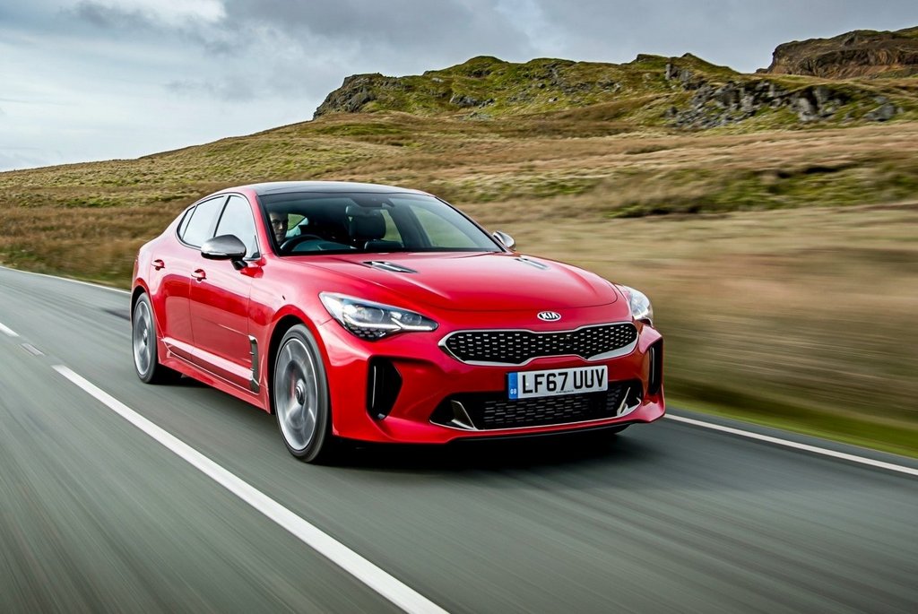 Revisión del KIA Stinger liftback de tamaño completo