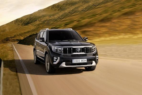 Descripción general del todoterreno Kia Mohave 2020 el modelo del año Foto 5