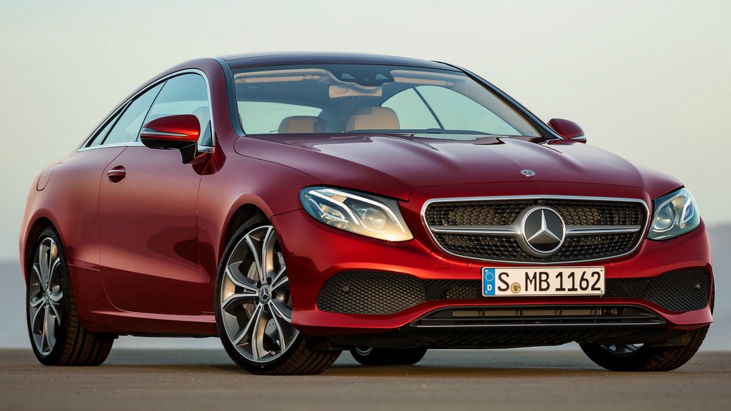 Revisión del cupé de tamaño mediano Mercedes-Benz E-Class Coupe