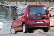 Revisión de la furgoneta compacta actualizada Fiat Doblo foto 4