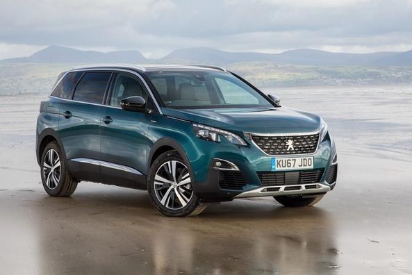 La segunda generación del crossover Peugeot 5008