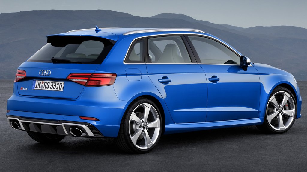 Revisión del hatchback de tracción total cargado Audi RS3 Sportback