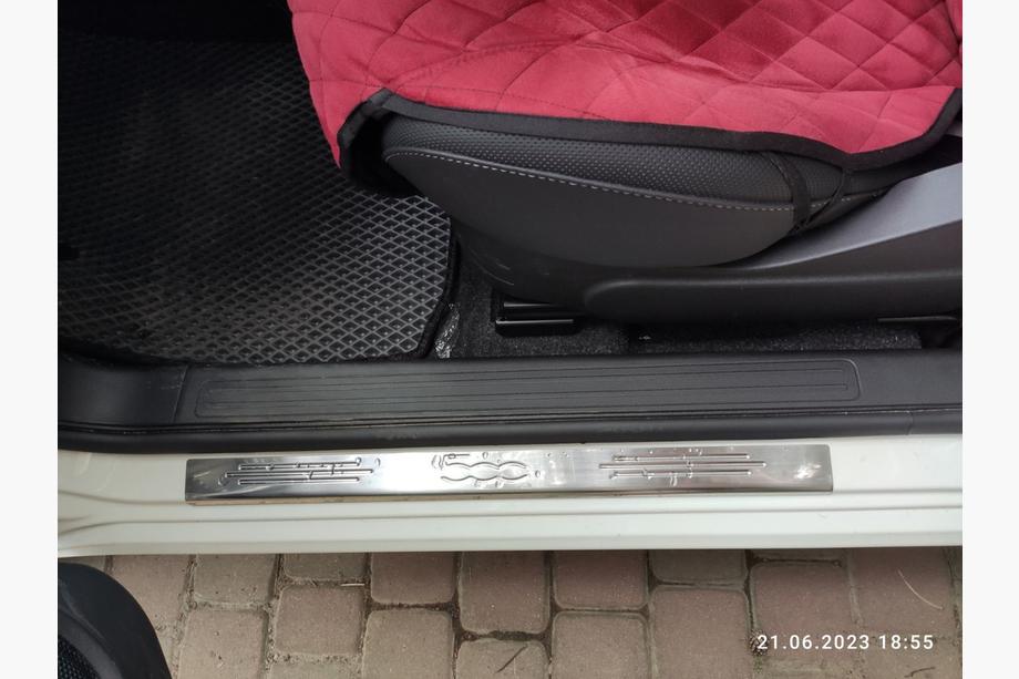 Fiat 500/500L 2013-2022 Protector de umbral 500 (Carmos, 2 uds, acero inoxidable) Image