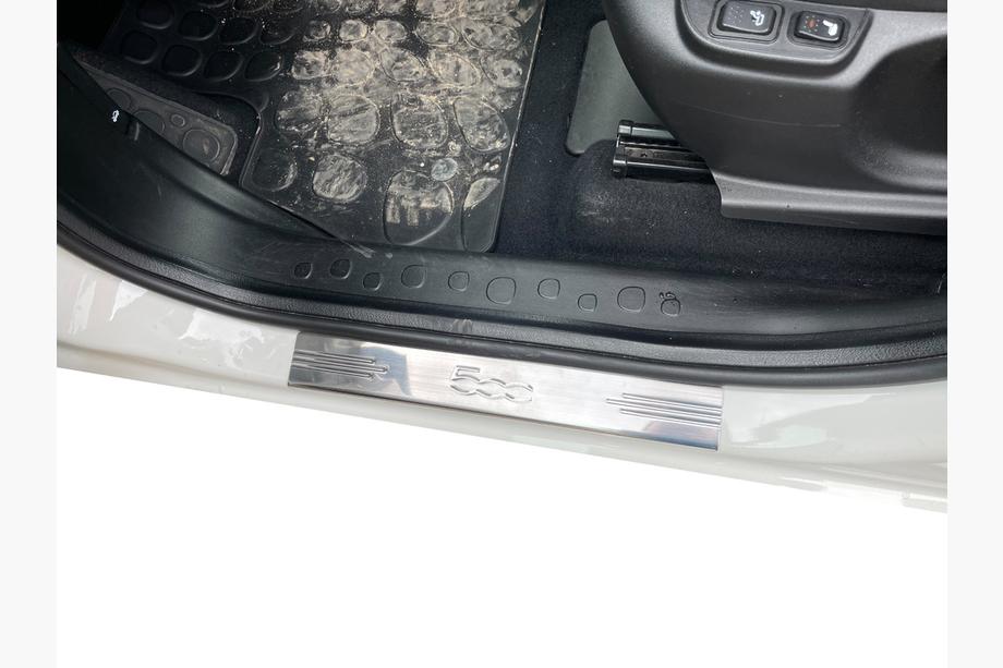 Fiat 500/500L 2013-2022 Protector de umbral 500L (Carmos, 4 uds, acero inoxidable) Foto 5