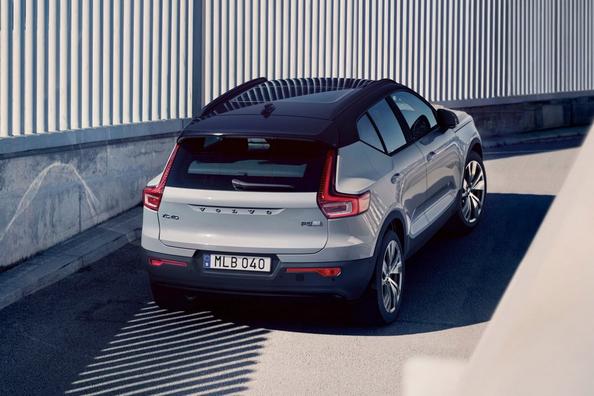 Hervidor polnoprivodniy crossover Volvo XC40 Recharge Foto 8