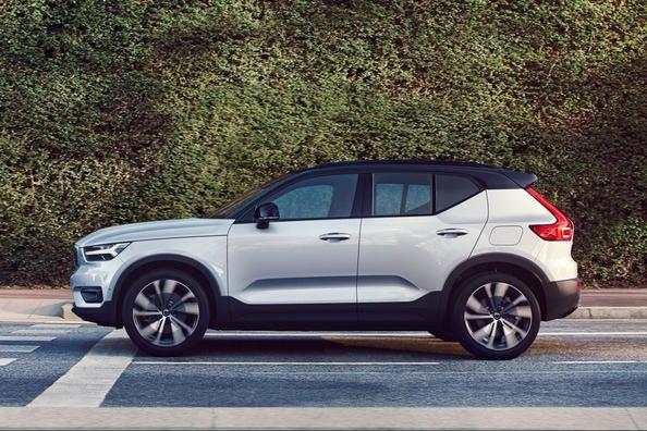 Hervidor polnoprivodniy crossover Volvo XC40 Recharge Foto 7