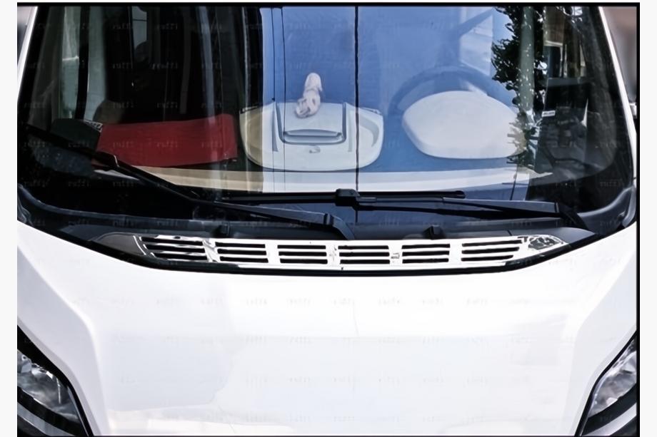 Fiat Ducato 2006-2025 Cubierta de Salida de Aire Acero Inoxidable Image