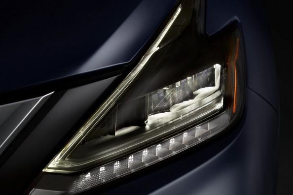 Revisión del crossover mediano actualizado Nissan Murano Foto 7