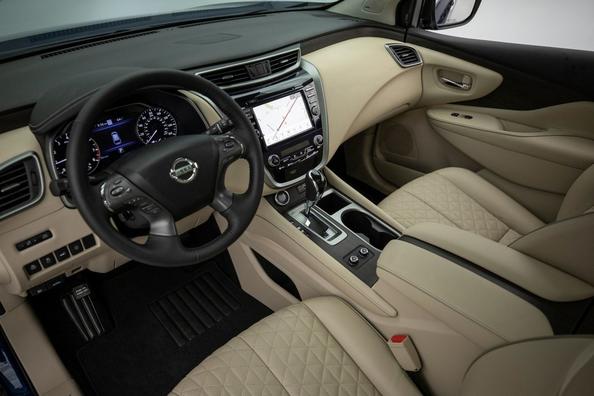 Revisión del crossover mediano actualizado Nissan Murano Foto 8