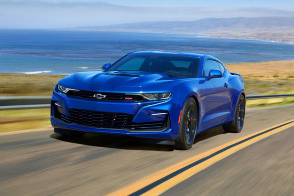Modificación rediseñada del cupé deportivo Chevrolet Camaro Foto 5