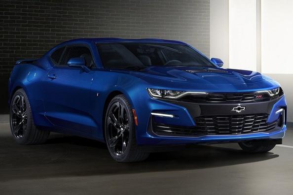 Modificación rediseñada del cupé deportivo Chevrolet Camaro Foto 2