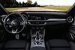 La primera generación del suv compacto de Alfa Romeo Stelvio foto 11