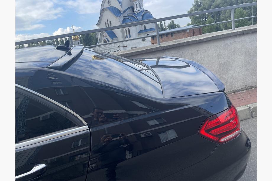 Mercedes E-class W212 2009-2016 Alerón de luneta AMG E63 (ABS, imprimado) Foto 2