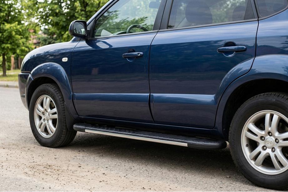 Hyundai Tucson JM 2004- Estribos laterales Bosphorus Grey (2 uds., aluminio) Image