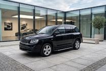 Jeep Compass 2006-2016 Estribos laterales Bosphorus Grey (2 uds., aluminio) foto 1