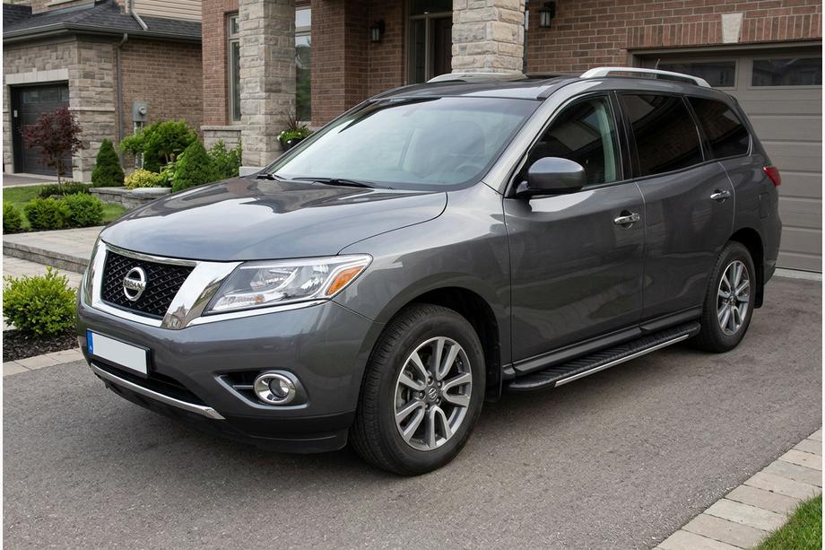 Nissan Pathfinder R52 2012-2021 Estribos laterales Bosphorus Grey (2 uds., aluminio) Foto 1