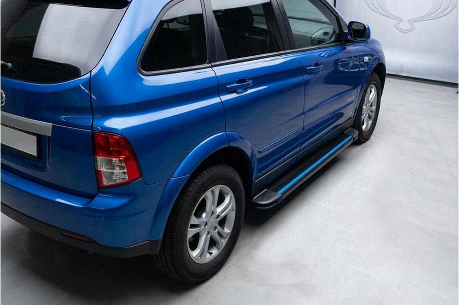 SsangYong Action 2005-2018 Estribos Laterales Maya Blue (2 uds., Aluminio) Image