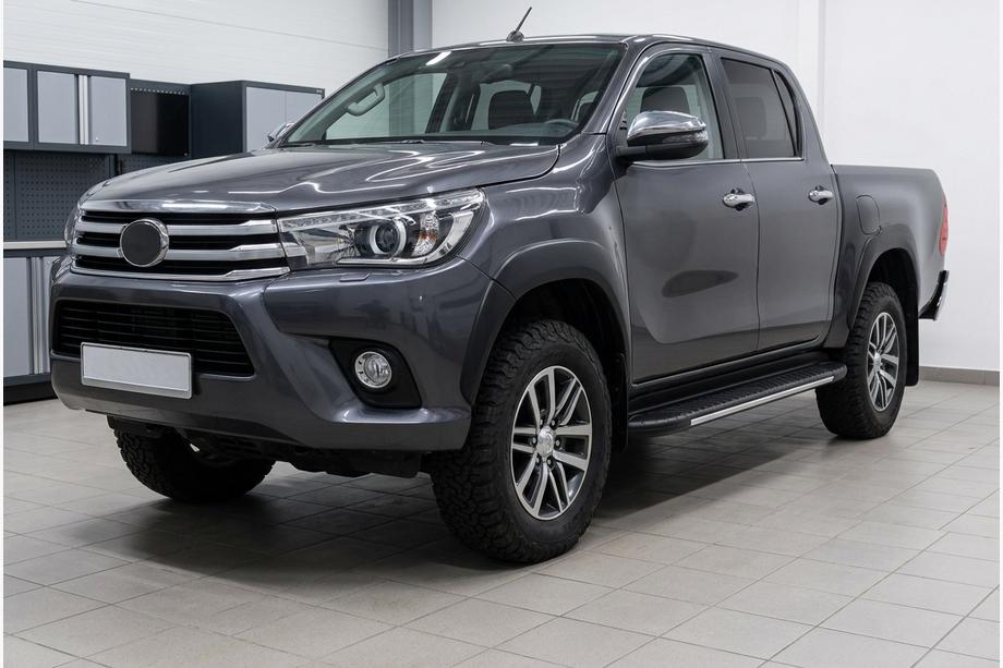 Toyota Hilux 2015- Estribos laterales Bosphorus Grey (2 uds., aluminio) Image
