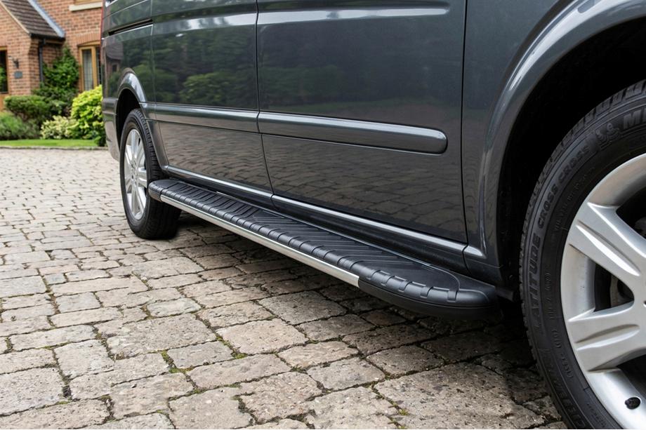 Mercedes Vito/V-class W447 2014- Estribos laterales Bosphorus Grey (2 uds., aluminio) Larga (ExtraLong) Image