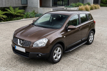 Nissan Qashqai 2007-2010 Estribos laterales Bosphorus Grey (2 uds., aluminio) foto 1