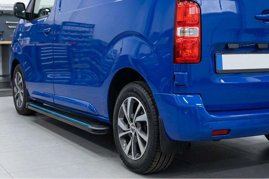 Citroen Jumpy/Dispatch 2017- Estribos Laterales Maya Blue (2 uds., Aluminio) Image