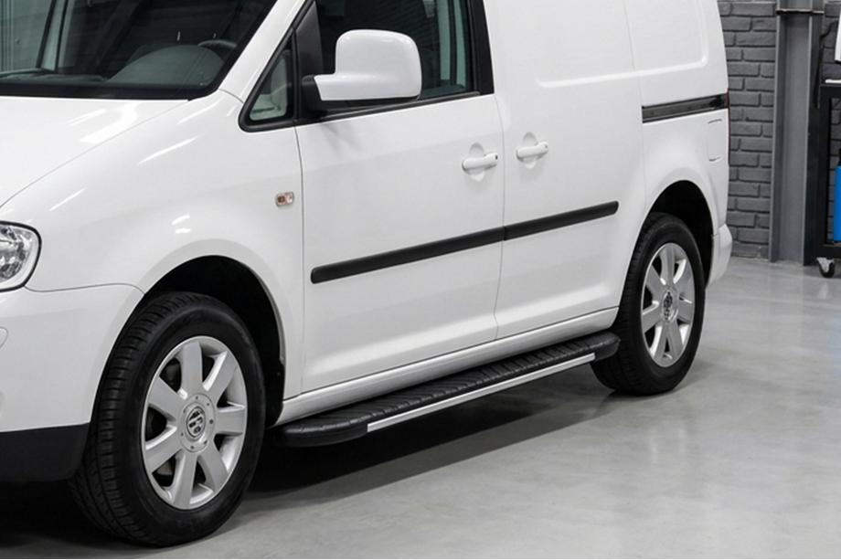 Volkswagen Caddy 2010-2015 Estribos laterales Bosphorus Grey (2 uds., aluminio) Image