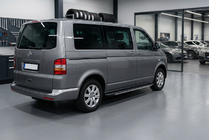 Volkswagen T5 Caravelle 2004-2010 Estribos laterales Bosphorus Grey (2 uds., aluminio) Batalla Larga foto 1